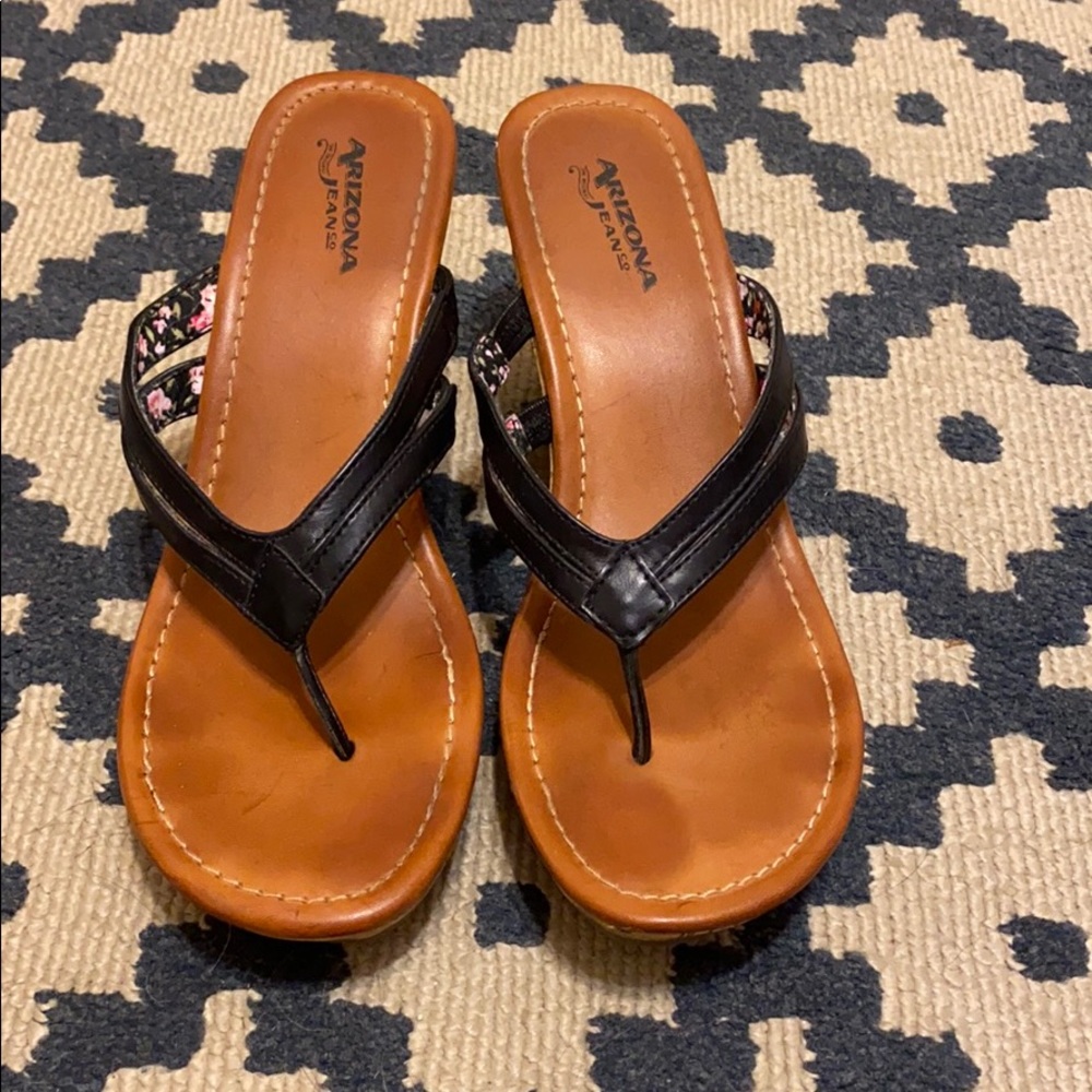 Arizona Jean Co. Wedge Sandals